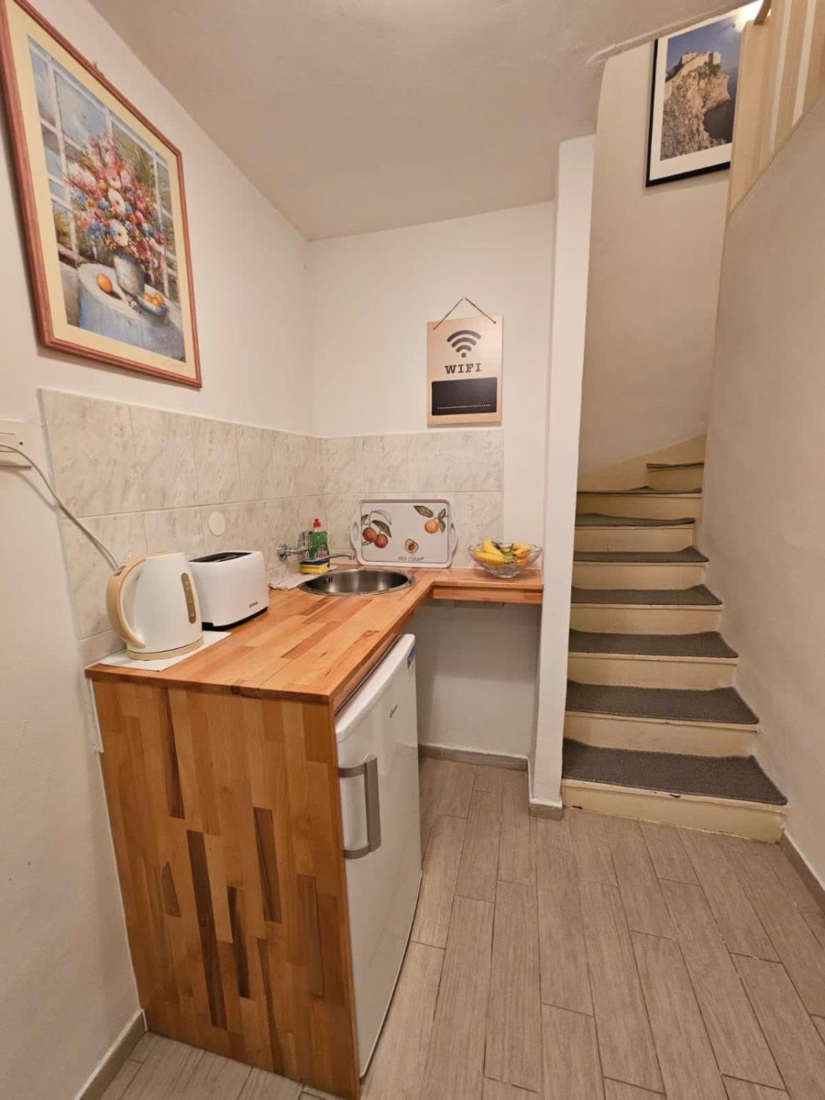 De Spot Guest House - Pile Old Town Gate Dubrovnik Extérieur photo