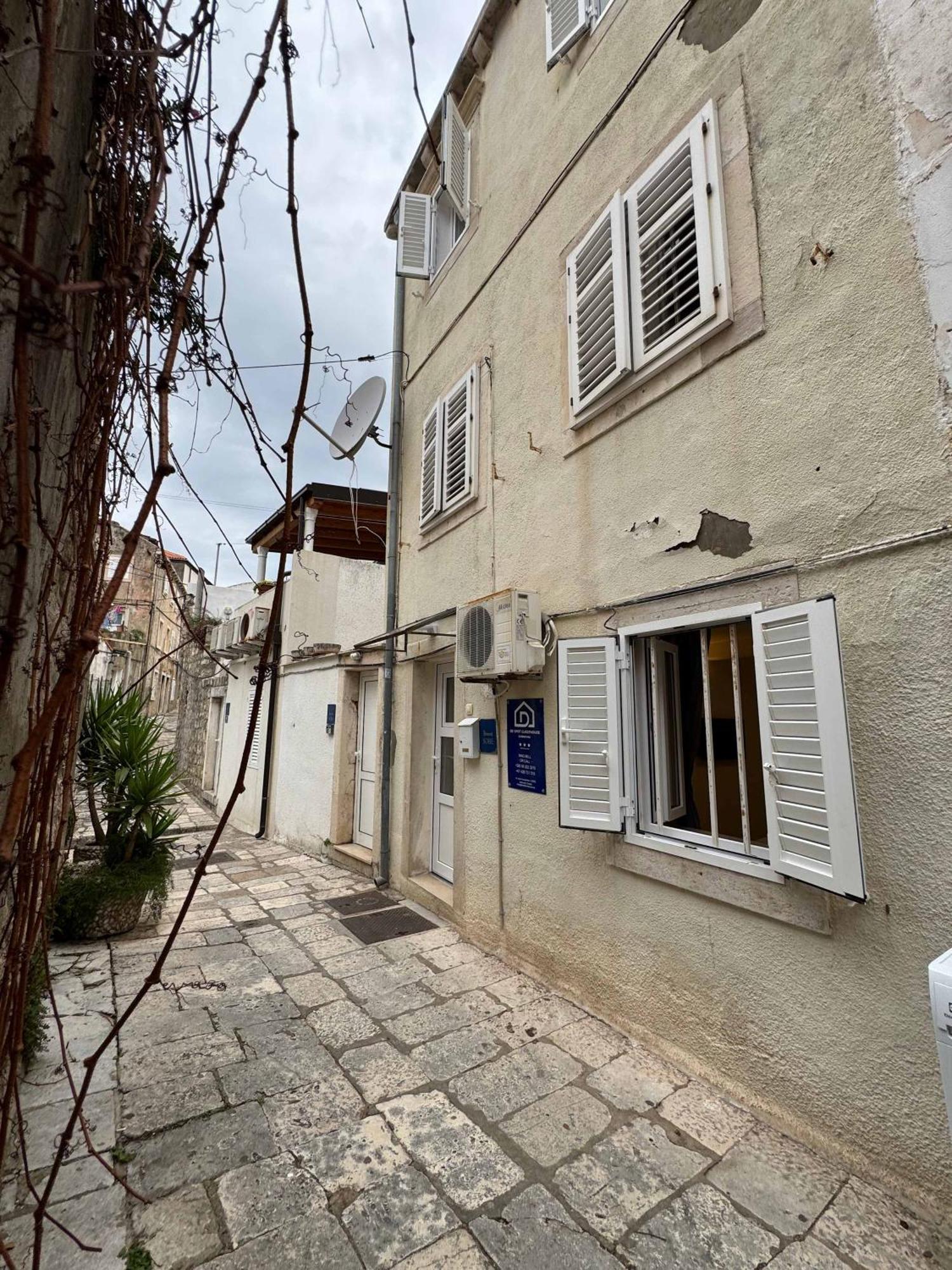 De Spot Guest House - Pile Old Town Gate Dubrovnik Extérieur photo